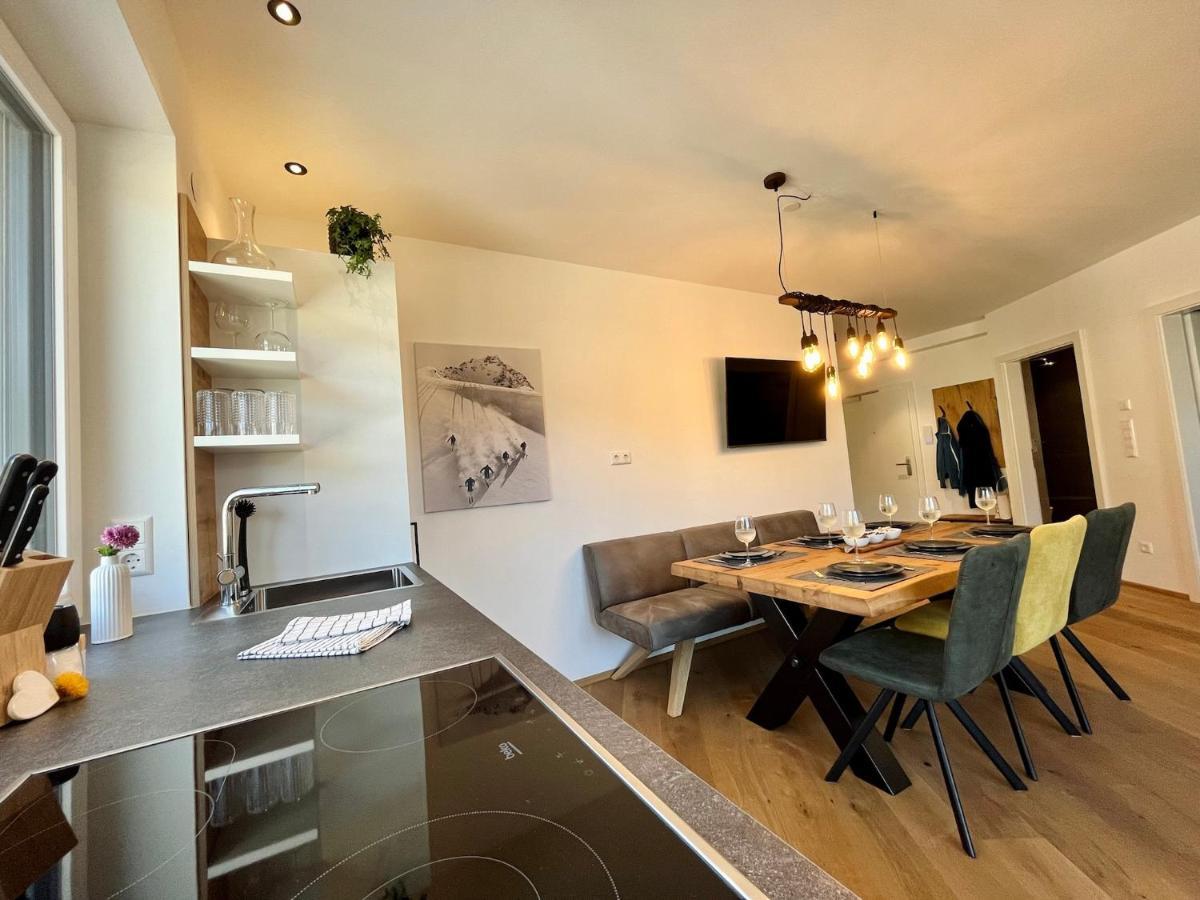 Alpin Art Appartements Grobming Extérieur photo